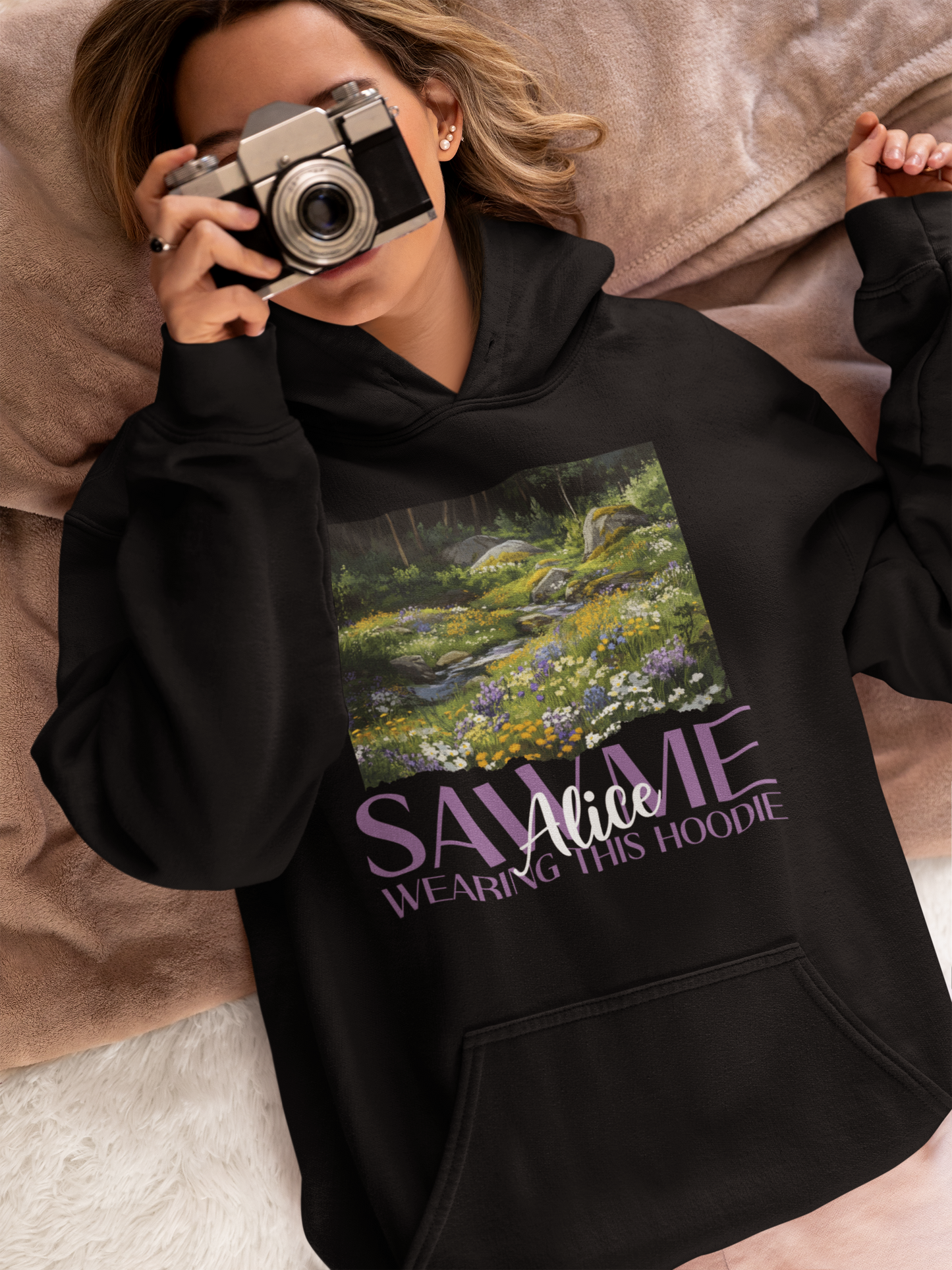 Alice Saw Me Wearing this Shirt | Hoodie