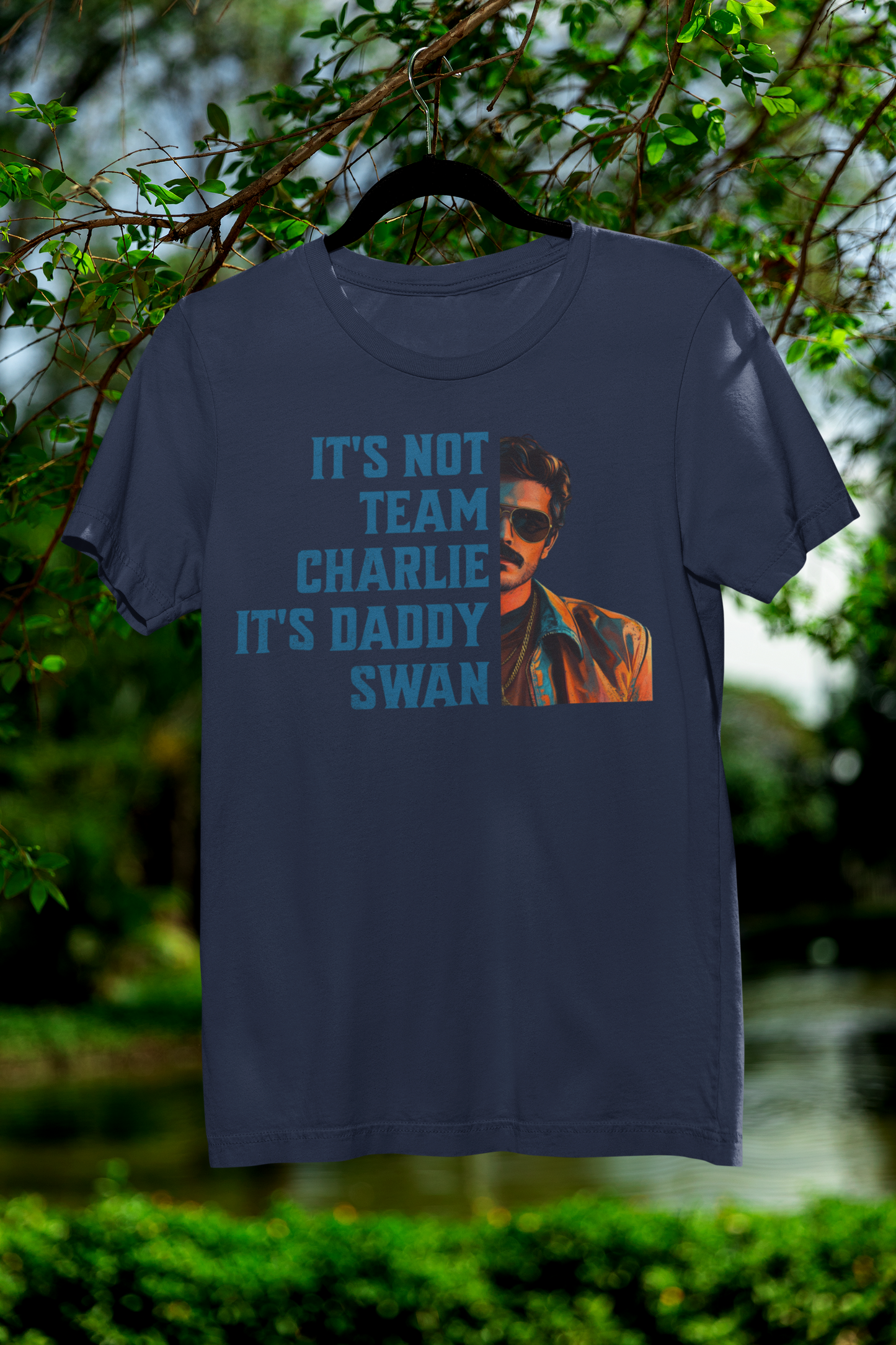 Daddy Swan | Tee