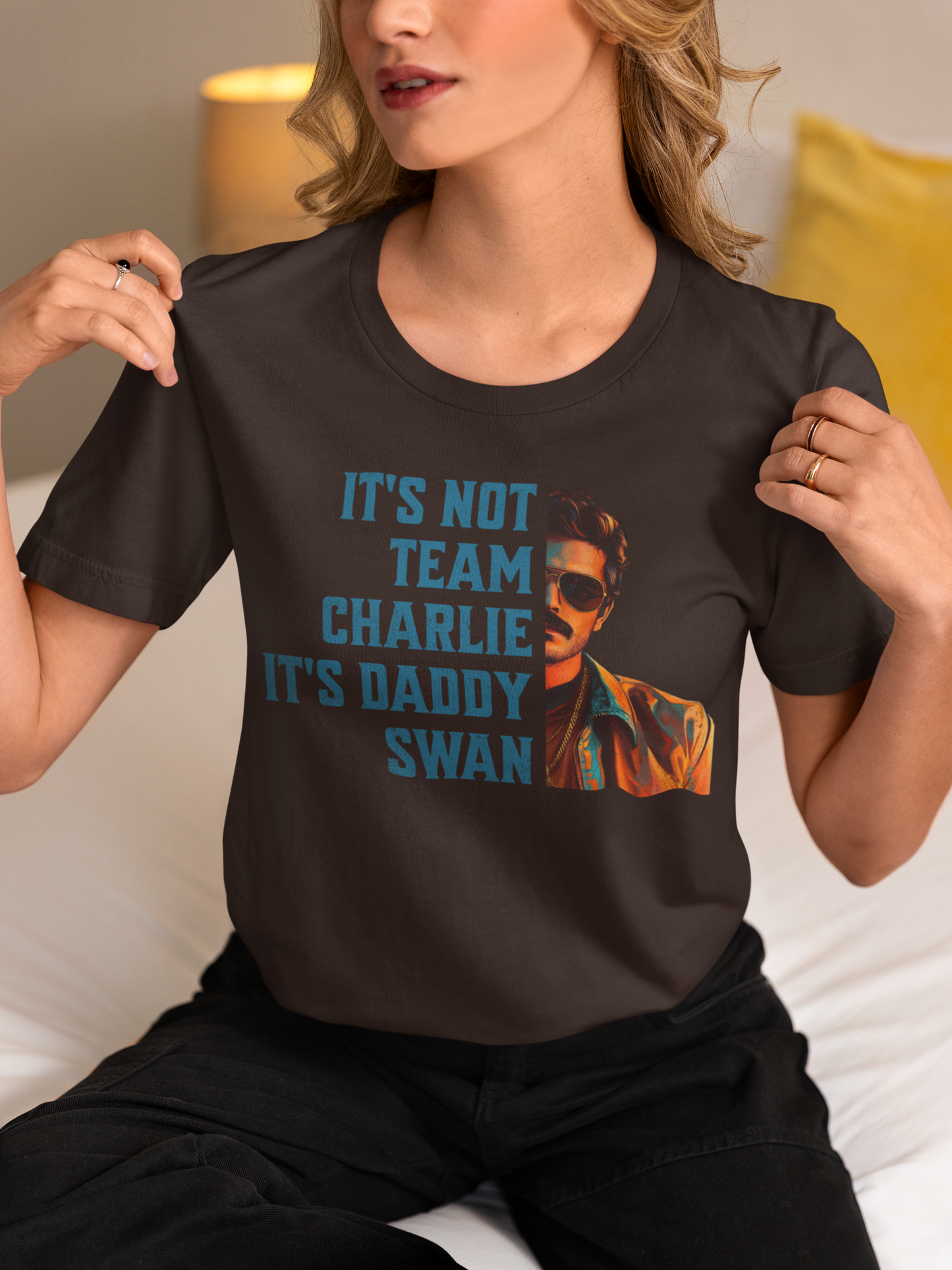 Daddy Swan | Tee