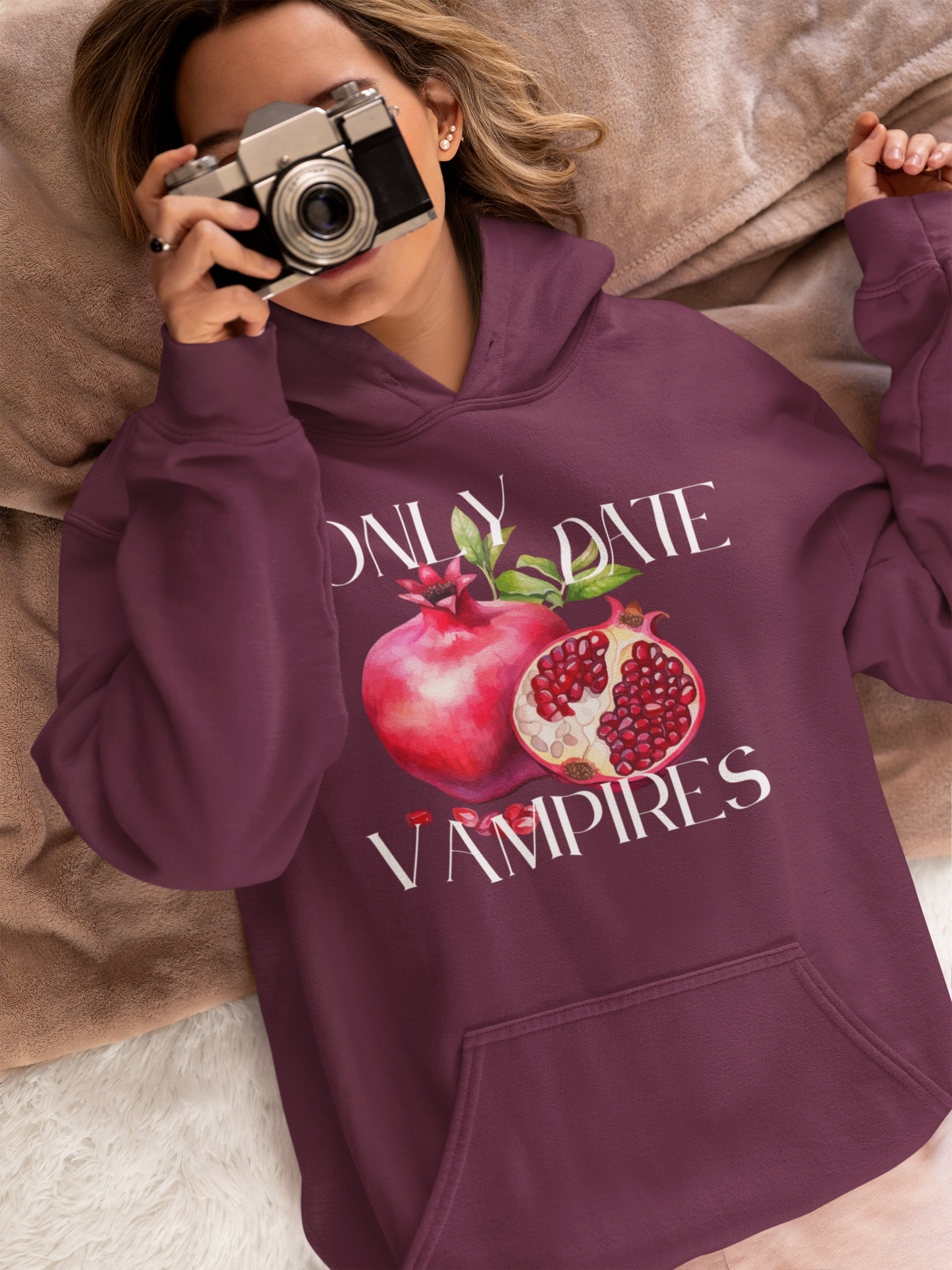 I Only Date Vampires | Hoodie