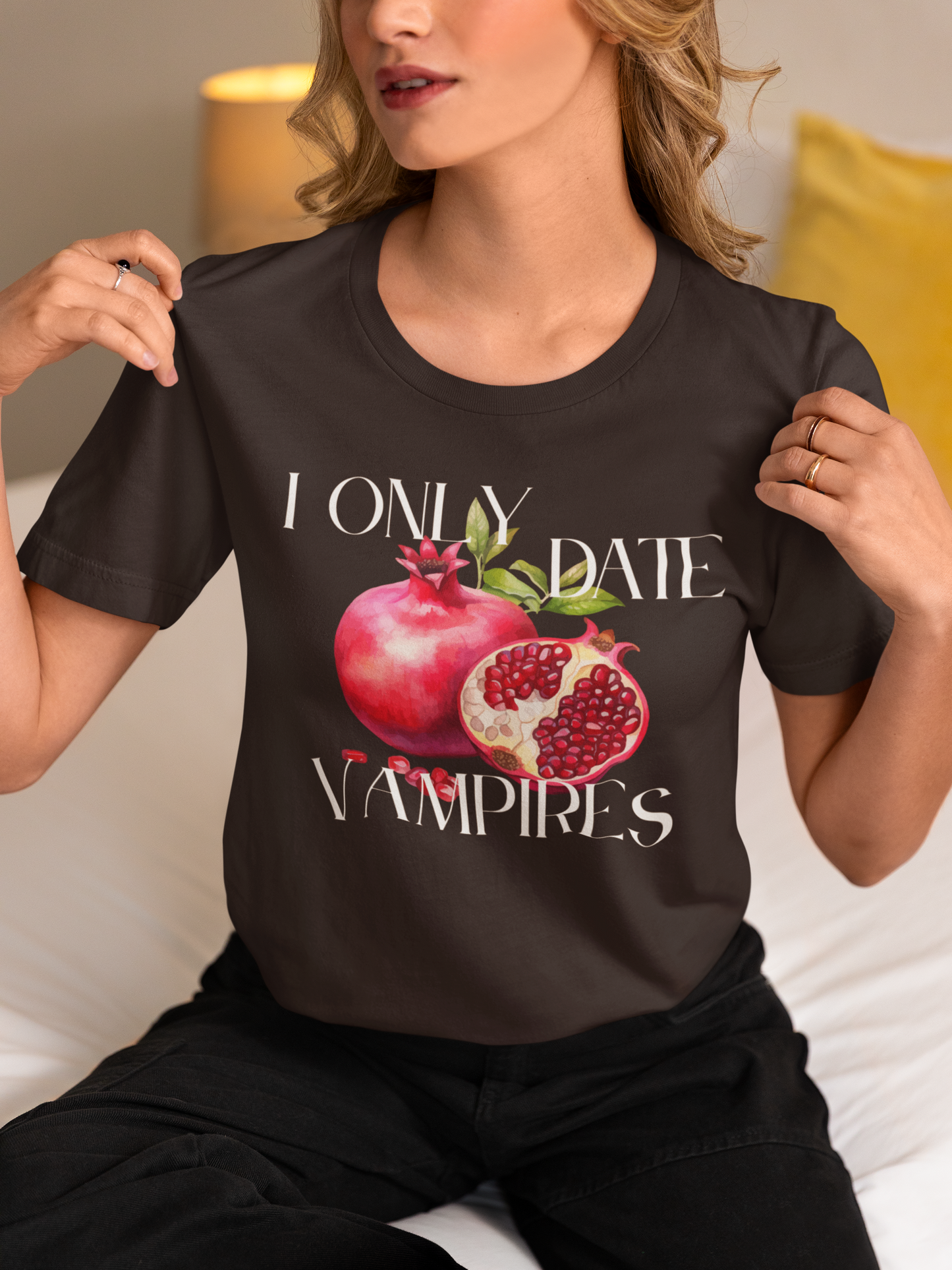 I Only Date Vampires | Tee