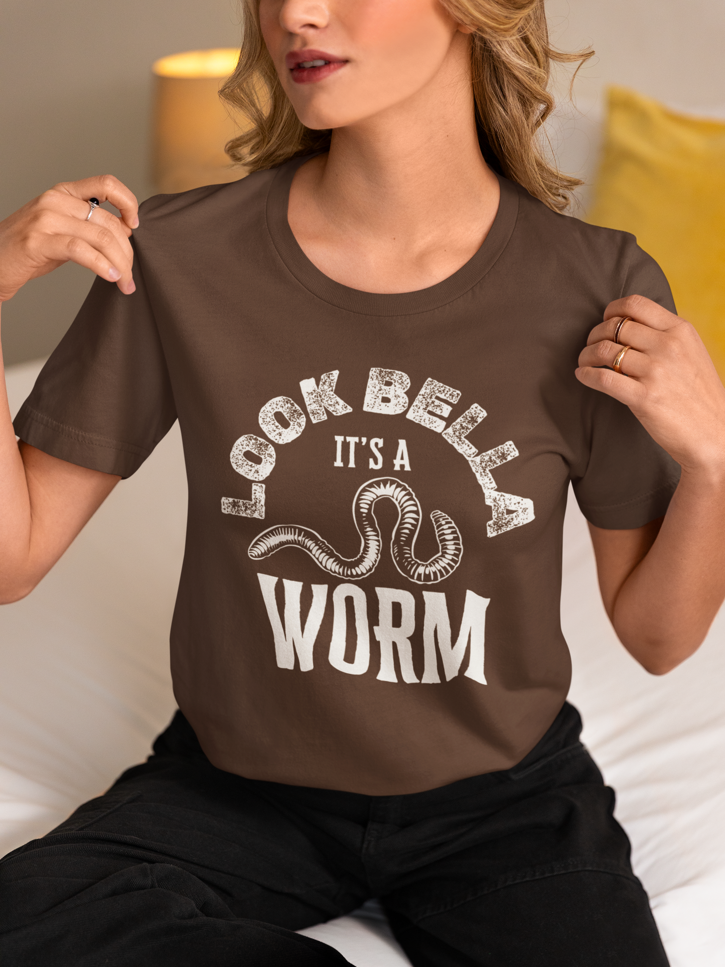 Look Bella, It's A Worm | Tee