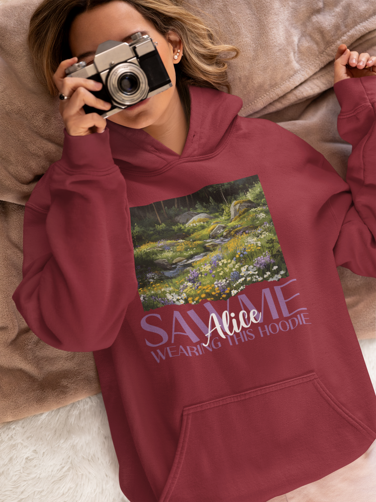 Alice Saw Me Wearing this Shirt | Hoodie