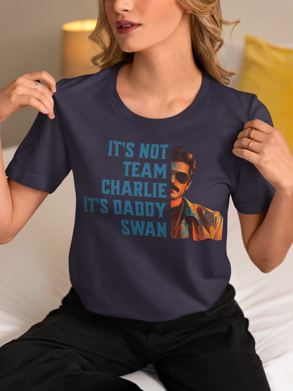 Daddy Swan | Tee