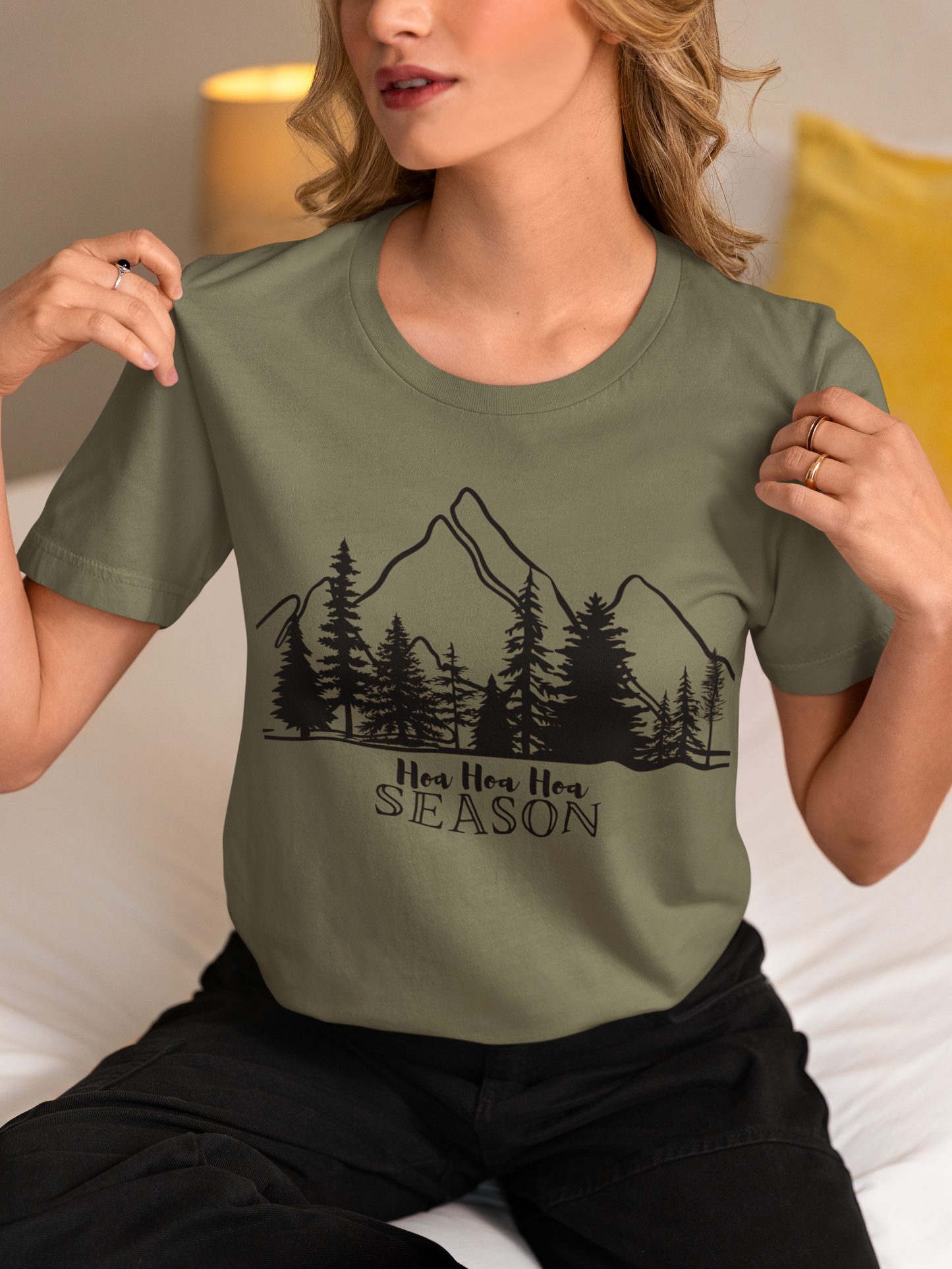 Hoa Hoa Hoa Season | Tee